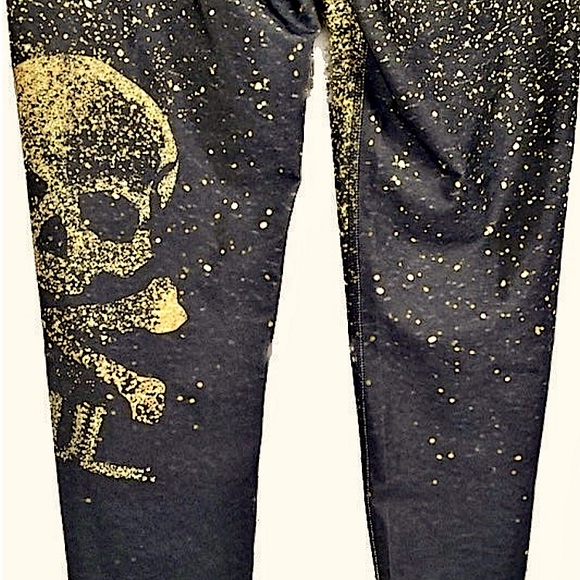 Terez x Soul Cycle 3/4 Length Glitter Skull Leggings Black/Gold Size Medium - Picture 5 of 8